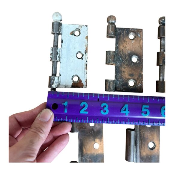 Seven Victorian‎ Door Hinges - Picture 2 of 7